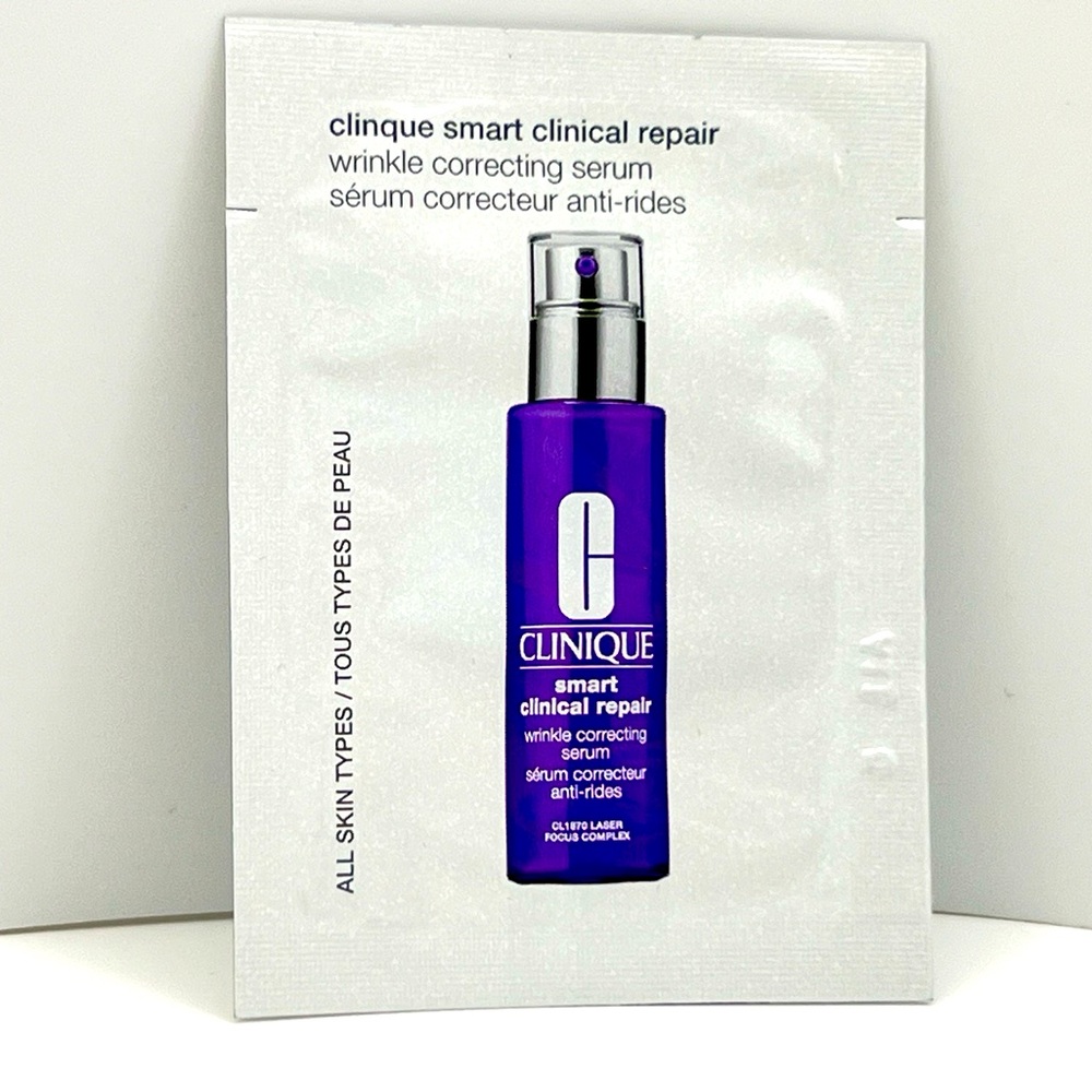 Free 🌸 Clinique Smart Clinical Repair Wrinkle Correcting Serum ~ Sample
